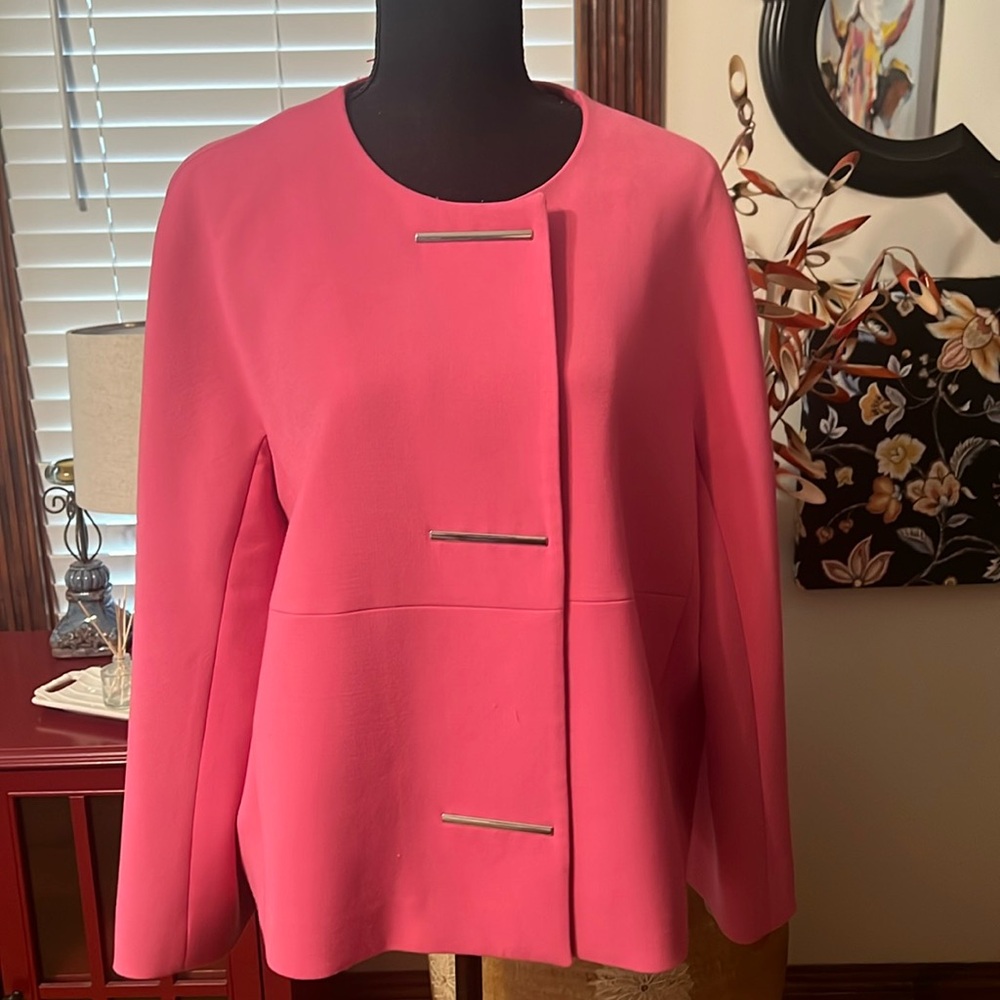 This Tahari jacket is divine !